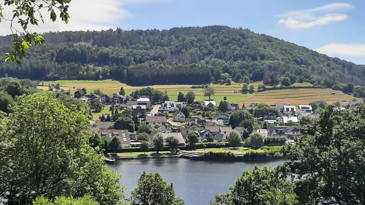 Vivanatura Eifelferienhaus アインルール エクステリア 写真
