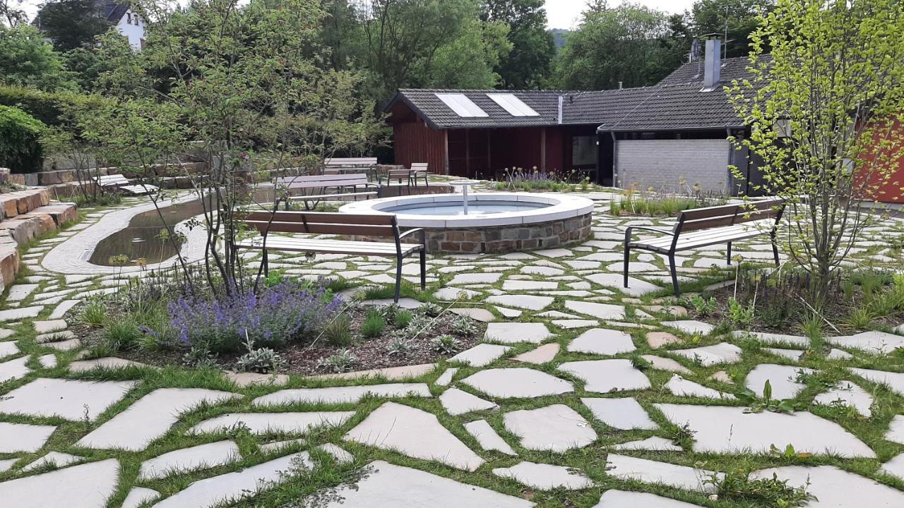 Vivanatura Eifelferienhaus アインルール エクステリア 写真
